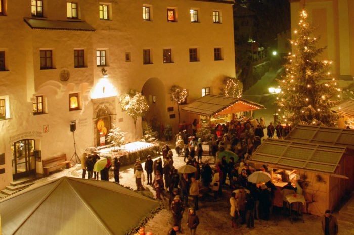 Winterurlaub auf dem Bauernhof an Weihnachten